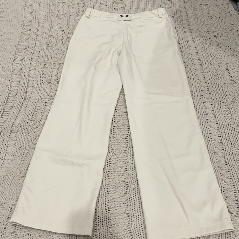 Under Armour Pants < - Picture 8 of 10